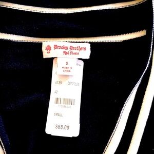 Brooks Brothers small and size extra small Blue and white V neck sweater new